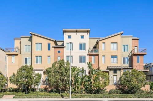 107 Waldorf, Irvine, CA 92612-1041