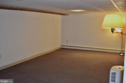 156 School House Rd, Lancaster PA  17603-6314 exterior