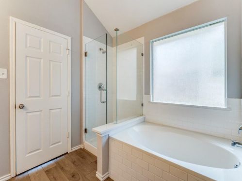 5720 Barrier Reef Dr, Fort Worth TX  76179-7551 exterior