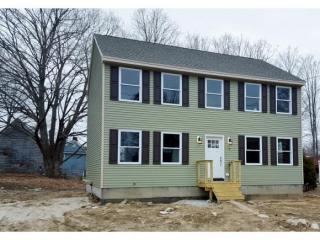 5 Union St, Derry, NH 03038-2617