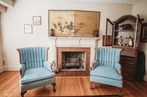 120 Georgia Ave, Barnesville, GA 30204-1708