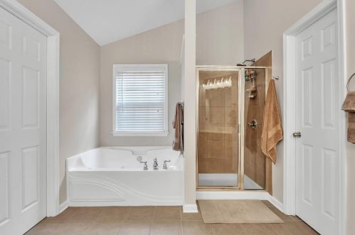 1033 Alexander Run Pass, Buford GA  30518-5560 exterior