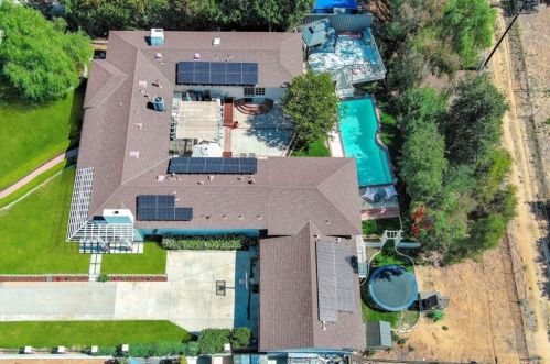 632 Mariposa Dr, Redlands, CA 92373-7354