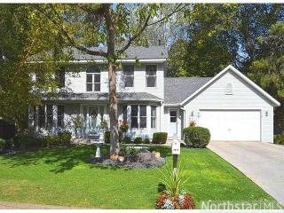 2613 Spirit Dr, Saint Paul, MN 55109-5131