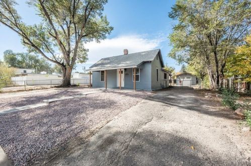 1327 Van Buren St, Pueblo, CO 81004-3038