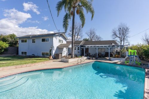 1391 2nd Ave, Upland CA  91786-3223 exterior