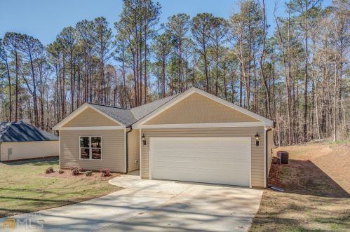230 Mockingbird Dr, Monticello, GA 31064-9218