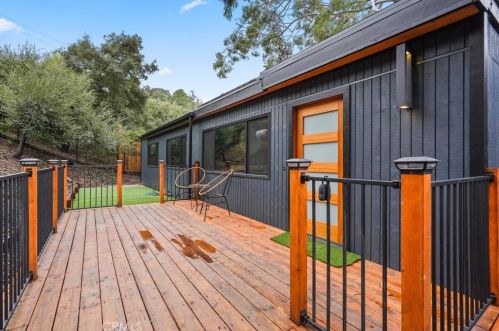 21171 Colina Dr, Topanga, CA 90290-3506