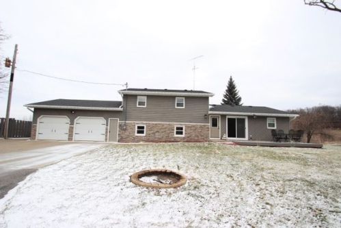 18687 County Road 9, Avon, MN 56310-9630