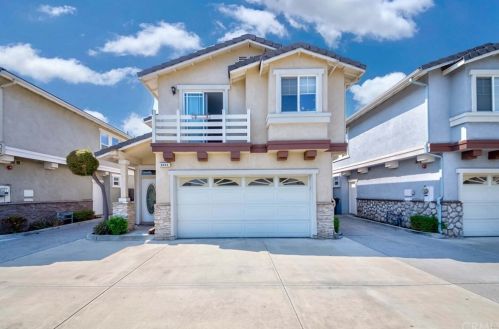 8654 Belmont St, Cypress, CA 90630-2108