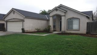 1441 Bay St, Lemoore, CA 93245-5212