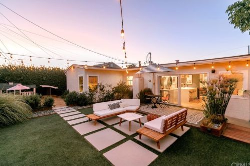3834 147th Pl, Hawthorne, CA 90250-8332