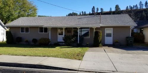 2004 Cedar St, Colfax, WA 99111-9708