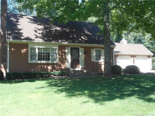 199 Beechwood Dr, Southington, CT 06489-4004