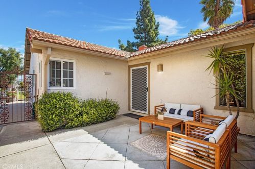 24141 Jeronimo Ln, El Toro, CA 92630-1907