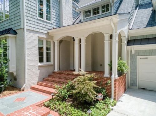 554 Mnr Rdg Dr, Atlanta GA  30305-3512 exterior