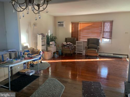 1501 Missouri Ave, Atlantic City, NJ 08401-1625