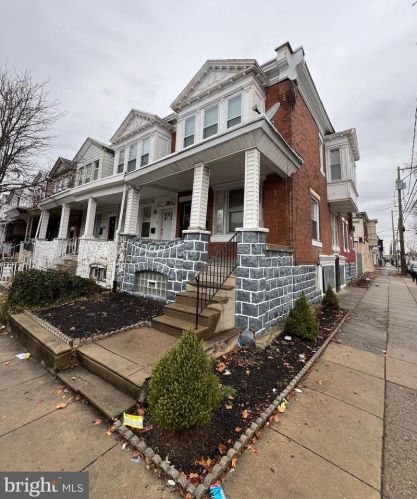 6101 Locust St, Philadelphia, PA 19139-3737