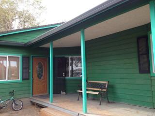 1580 2nd St, Anderson, CA 96007-2818