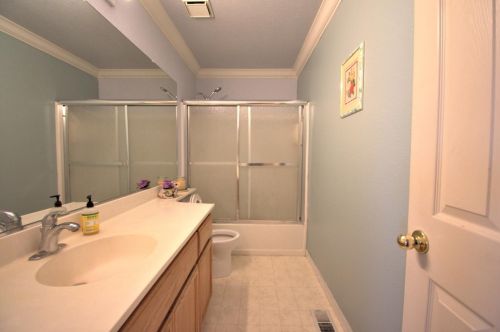 2234 Park Pl Ct, Los Banos CA 93635-5414 exterior