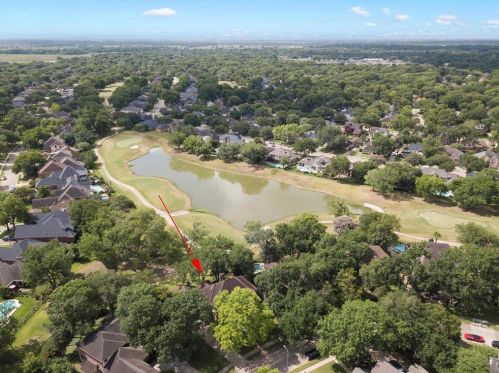 2202 Country Crk Way, Richmond TX 77406-6611 exterior