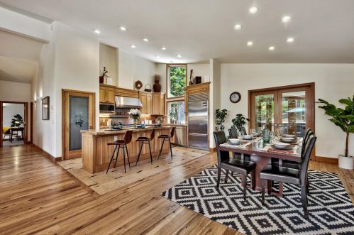 11455 Sitzmark Way, Truckee CA  96161-6163 exterior