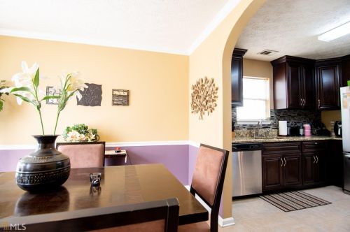 6063 Creekview, Rex GA 30273 exterior