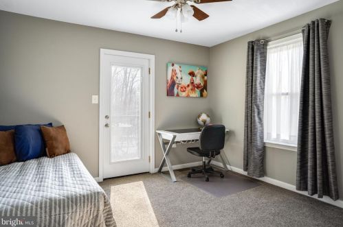 340 Revenoor Rd, Harpers Ferry WV exterior