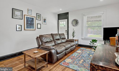 517 Juniata St, Lancaster PA  17602-4320 exterior