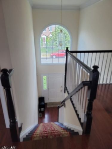 8 Esterbrook Dr, Princeton NJ  08540-6127 exterior