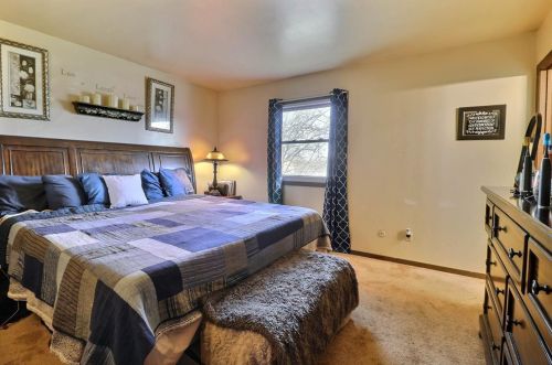 7631 Wright St, Gary IN 46404-3830 exterior