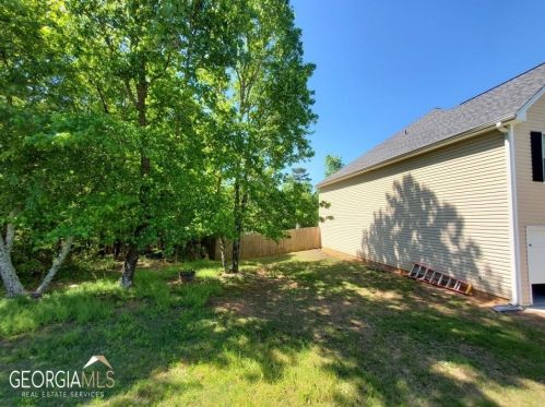 2513 Oakridge Ct, Monroe, GA 30656-2710