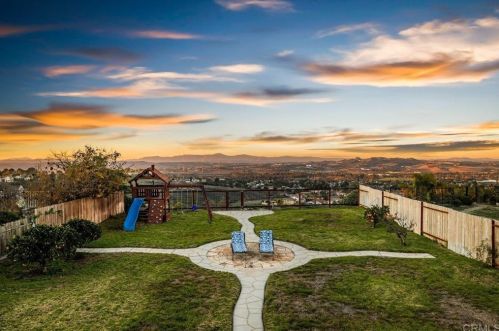 4722 Crestmont Pl, Oceanside, CA 92056-6624