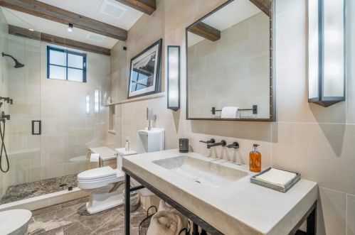 395 Beverly Rd, Atlanta GA  30309-2728 exterior