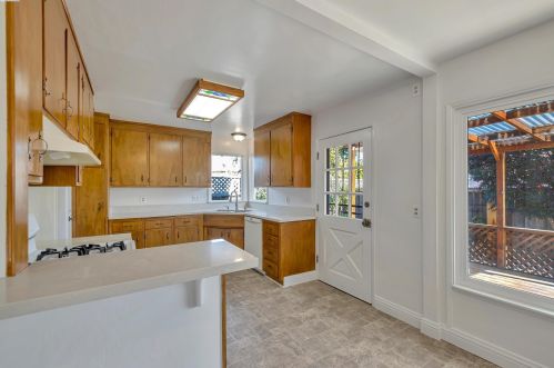 19664 Fremery Ct, Hayward, CA 94546-3540