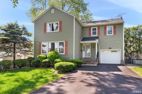 168 Bergen Ave, N Milford, NJ 07646-2806