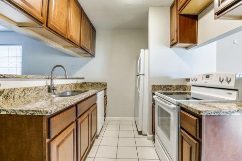 5825 Marvin Loving Dr, Garland, TX 75043-7741