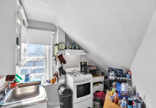 600 3rd Ave, Tinton Falls NJ  07712-5931 exterior