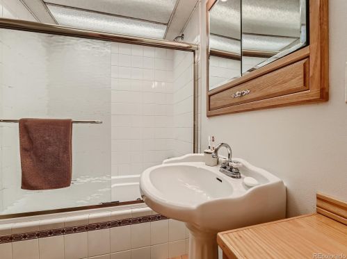 8581 104 Ave, Henderson CO 80640-8948 exterior