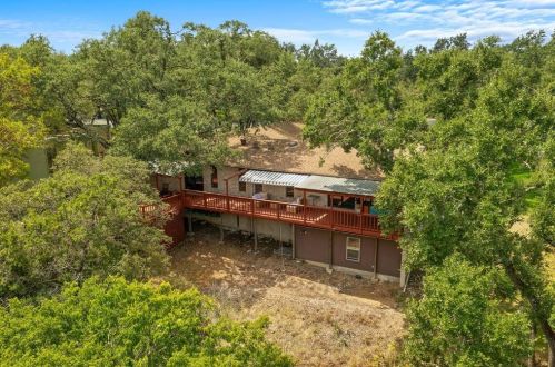 8429 Adirondack Trl, Austin TX  78759-7937 exterior