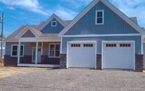 9 Oldfield Rd, Nashua, NH 03060-5015