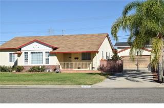 2107 Lullaby Ln, Anaheim CA  92804-6047 exterior