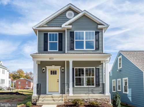 823 Bright St, Fredericksburg, VA 22401-5407