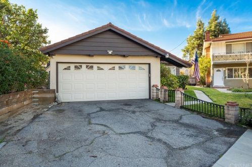 4530 Orin Ave, Glendale, CA 91214-2721