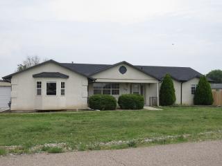 566 Calico Ct, Pueblo, CO 81007-5432