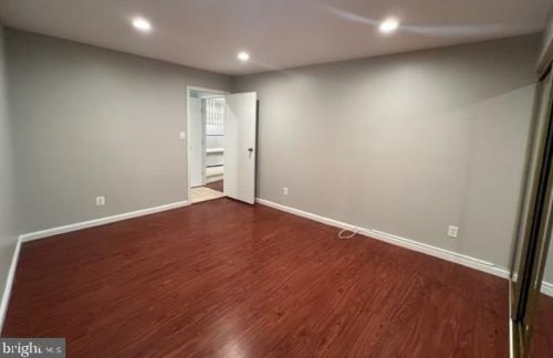 8500 Barrington Ct, Springfield VA  exterior