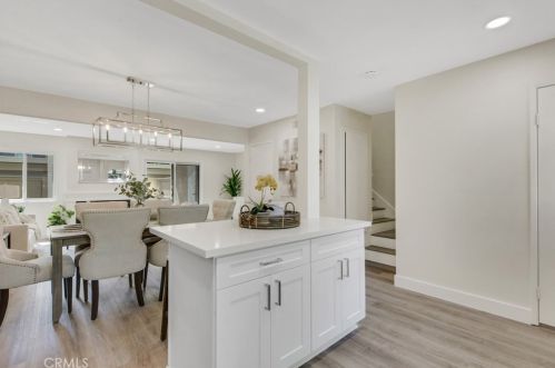 49 Thicket, Irvine, CA 92614-7950
