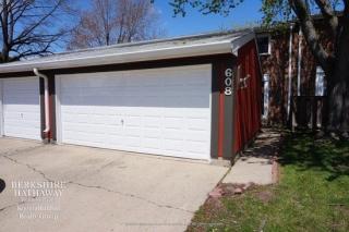608 Pontiac Ln, Lemont IL  60440-1727 exterior