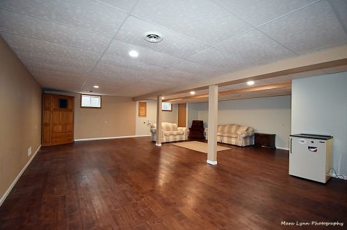 324 Julie Ln, Pingree Grove IL  60140-8397 exterior