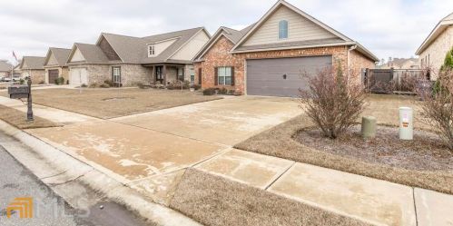 313 Rolling Acres Dr, Kathleen, GA 31047-1615